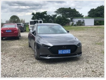 Automobilių priekiniai kamieno juoda logotipas 2020 m. Mazda 3 priekinės galinės automobilio uodegos